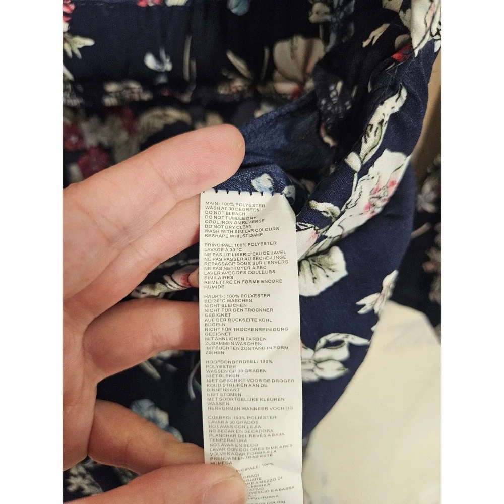 Nasty Gal Navy Floral Tie Front Romper 3/4 Bell Sleeve Ruffle Hem Womens Size 8 - Picture 5 of 9